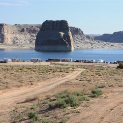 Lone Rock, lake Powell, Page Arizona