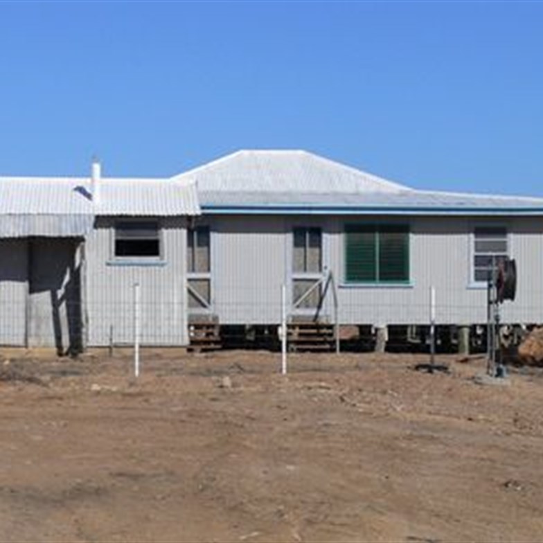The old Diamantina Lakes homestead buildings
