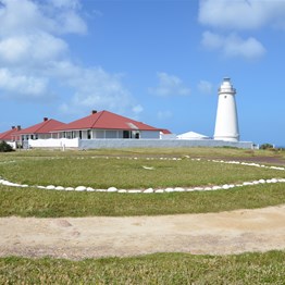 Cape Willoughby Cottages and Lighthouse 