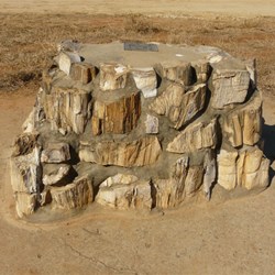 Monument to Major Mitchell