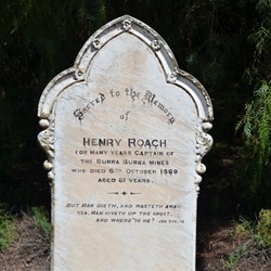 Headstone of Captain Henry Roach