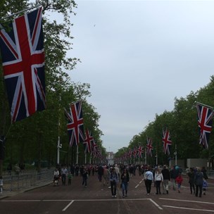 Jubilee preparations along the Mall