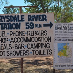 Start of the Kalumbaru road to Drysdale station