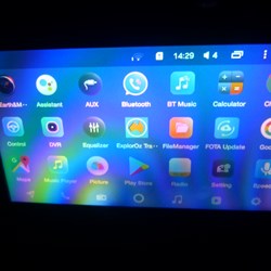 This screen has all the app logo's on it. The little round circle at centre bottom is the setting button