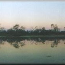 Sunset views over the Muloorina waterhole