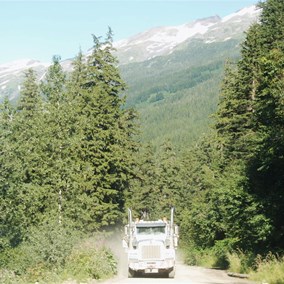 The contestants on the Helen Lake Road