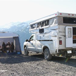 Million Star Motel - Salmon Glacier