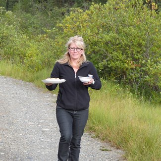 Queen Vik arriving with munchies.