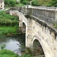 The bridge and viaduct over the river