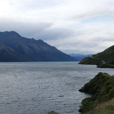 The road along Lake Wakatipu