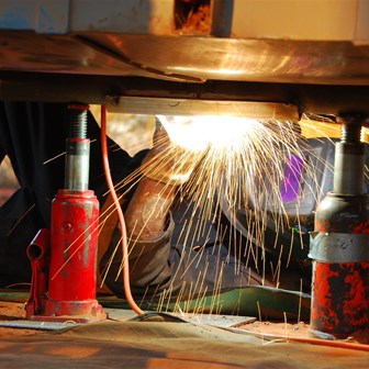 Self explanatory really - Hard to believe we're in a desert workshop and not Jaydubs garage!