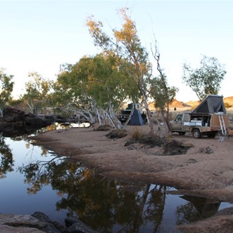 Early morning camp at Tjarra Pool
