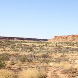 Heading east into the Broadhurst Ranges towards DQB