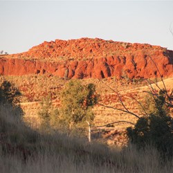 Afternoon sun on the Broadhurst Ranges