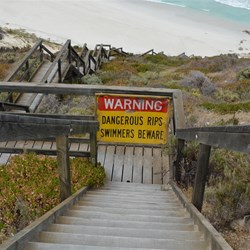 Swimmer Beware at Daly Head Beach
