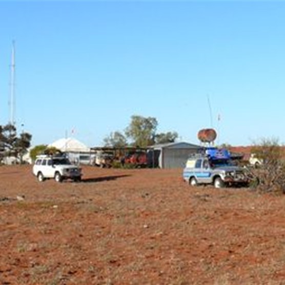 Club convoy leaving Old Andado