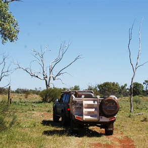 Pulling in to the old Lambina Soak area