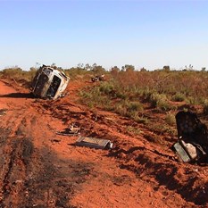 80 series Landcruiser wreck