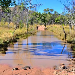 river crossing on the track to El Questro Gorge