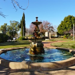 The Hankinson Fountain - Narrandra