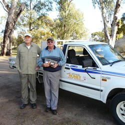Jeff 'the Honey Man' at Nyah
