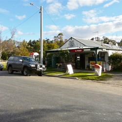 Maude General Store