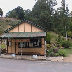 Historic buildings at Woods Point 