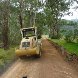 Roadworks along Wonangatta Road