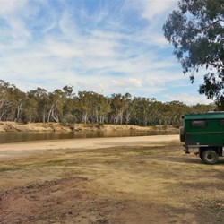 Camping along the Murray River