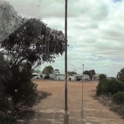 Coming the the back way to Cocklebiddy