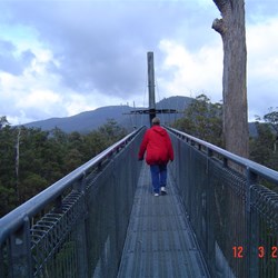 The walk out along the cantelever