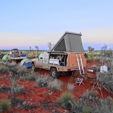 The "Long" camp - On the Kiwirr-Balgo Road