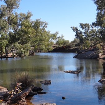 Tjarra Pool brimming with water