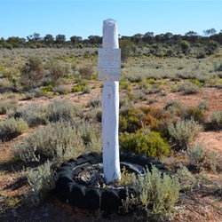 Len Beadell plaque at Waldana Well