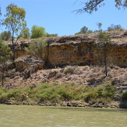 On the Murray at Hogwash Bend