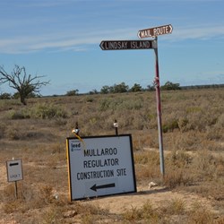 At the junction of the Lindsay Island turn off