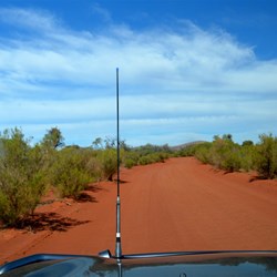 road to Lake Gairdner