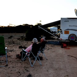 Nundroo Yalata campfire