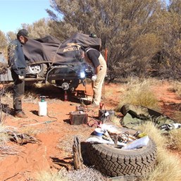 The lads upping thier levels of outbackability!