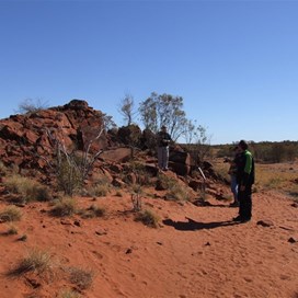 Strolling around Ewaninga
