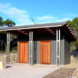 toilet block at the camp ground