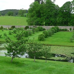 Hercules Garden, with the lake and many fruit trees.