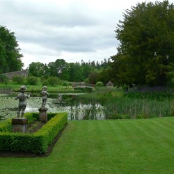 The bridge across the lake in the Hercules Garden