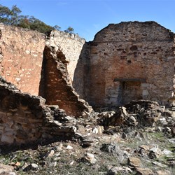 Old ruins of the former Office and Residence of Captain Dunstan.