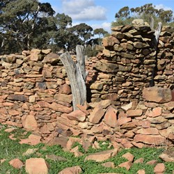Old ruins on the Ngapala Road