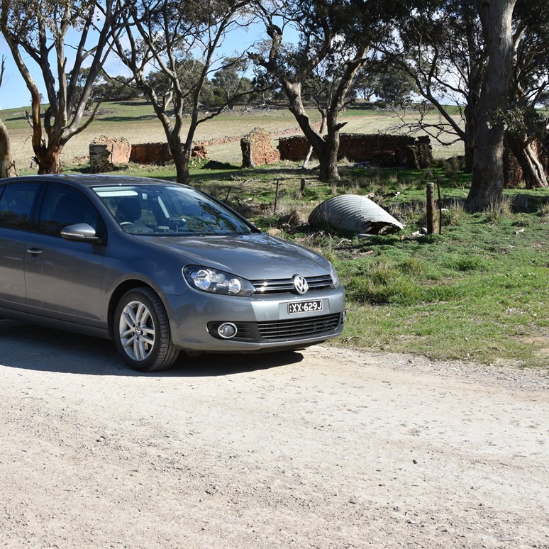 Ngapala Road is an easy road to travel and suitable for all vehicles