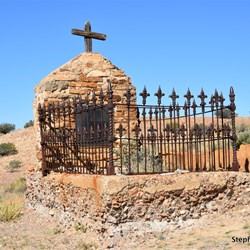 Lonely graves at Old Peake