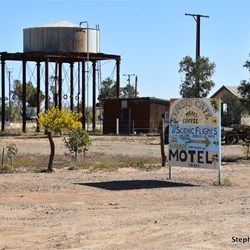Back at Marree for fresh baked bread