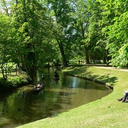 Punting on the Thames at Oxford