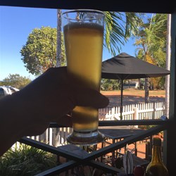 Matso's Pearlers brew is a damn fine pale ale